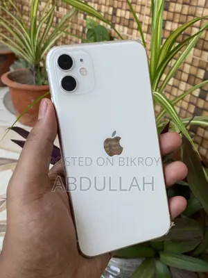 অ্যাপল আইফোন ১১ ৬৪ জিবি হোয়াইট