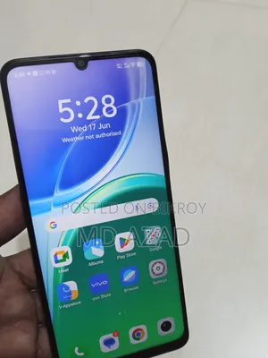 Vivo 4 GB Black