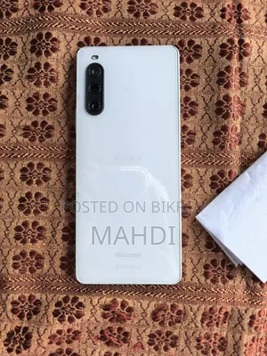 New Sony 128 GB White