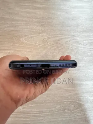 Vivo Y21 64 GB Blue