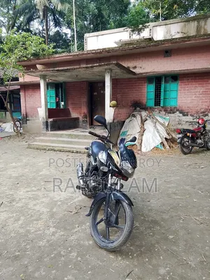 Bajaj Discover 100 2018 Gray