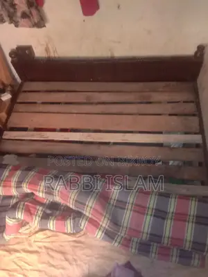 খাট বিক্রি ৫/৭