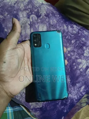 Itel 32 GB Blue