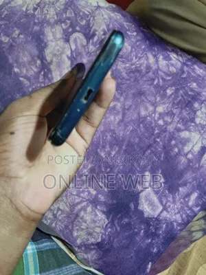 Itel 32 GB Blue
