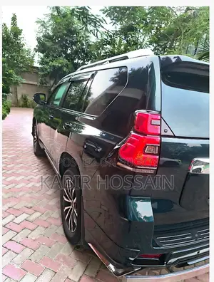 Toyota Land Cruiser Prado 2020 Green