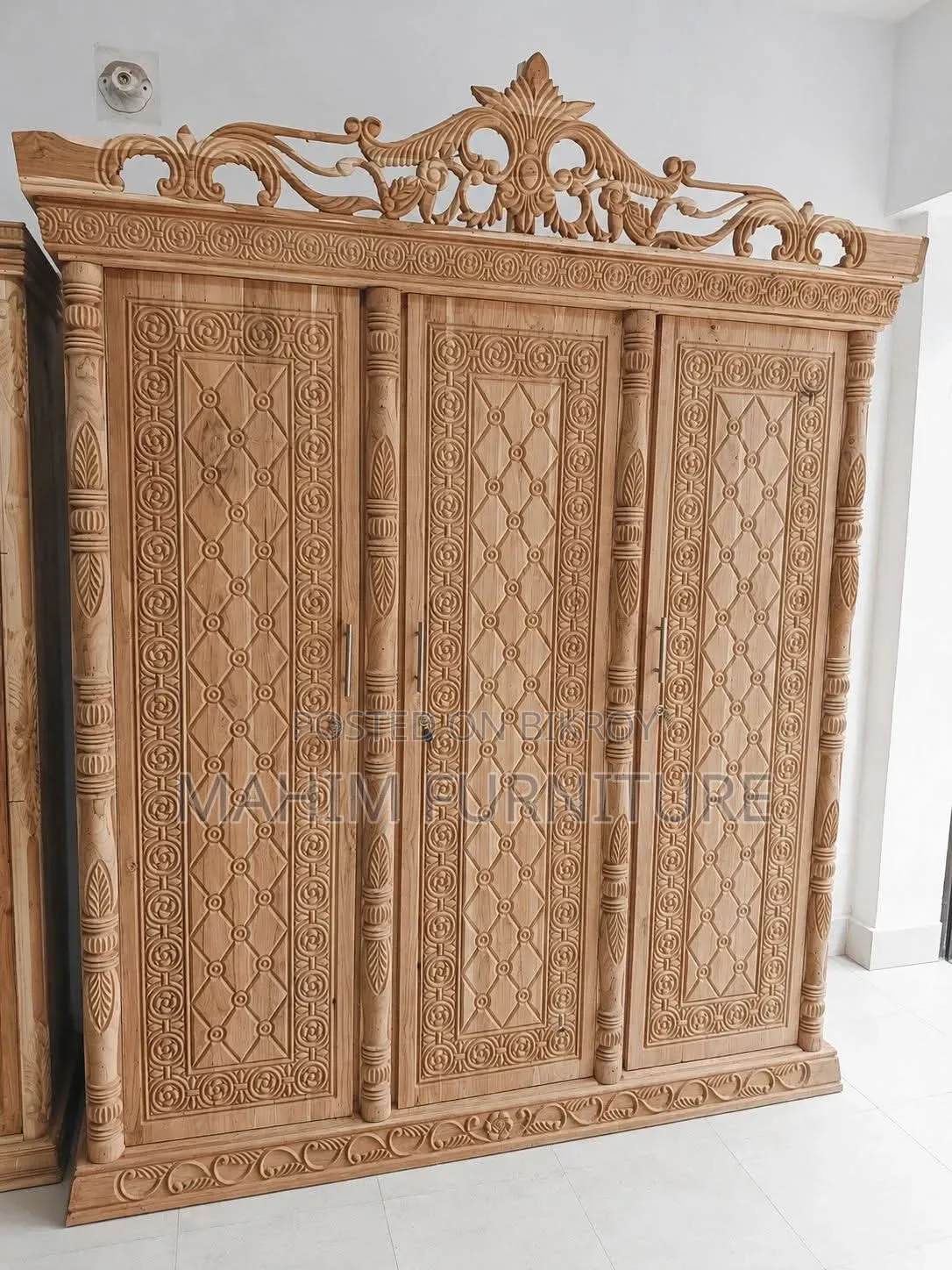 3-part Almira Teak Wood