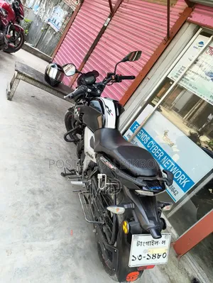 TVS Apache 160 4V 2021 Black