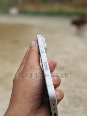 Apple iPhone 16 128 GB White