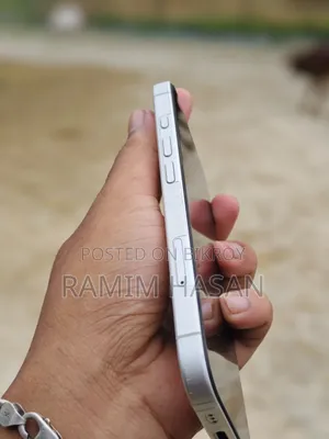 Apple iPhone 16 128 GB White