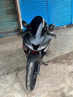 Yamaha R15 V3 2021 Gray