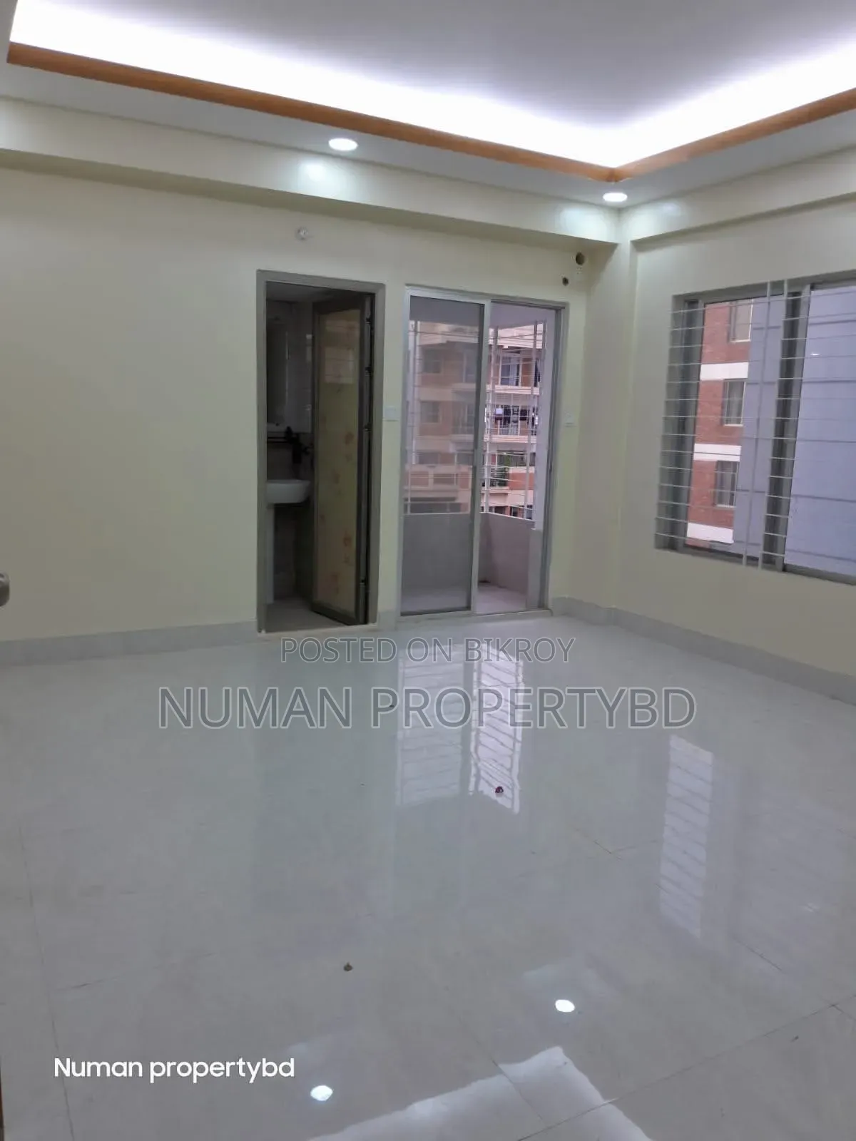 4-Bedroom Apartment in Numan Property Bd, Basundhara for Rent