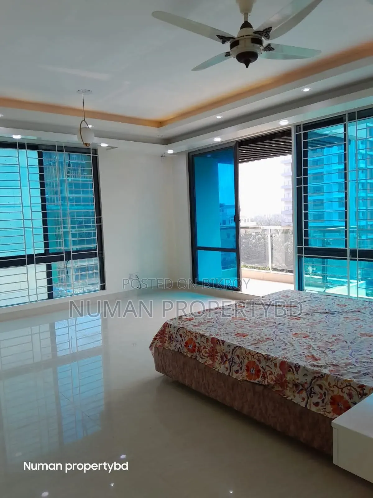 4-bedroom Apartment in Numan Property Bd, Basundhara for Rent