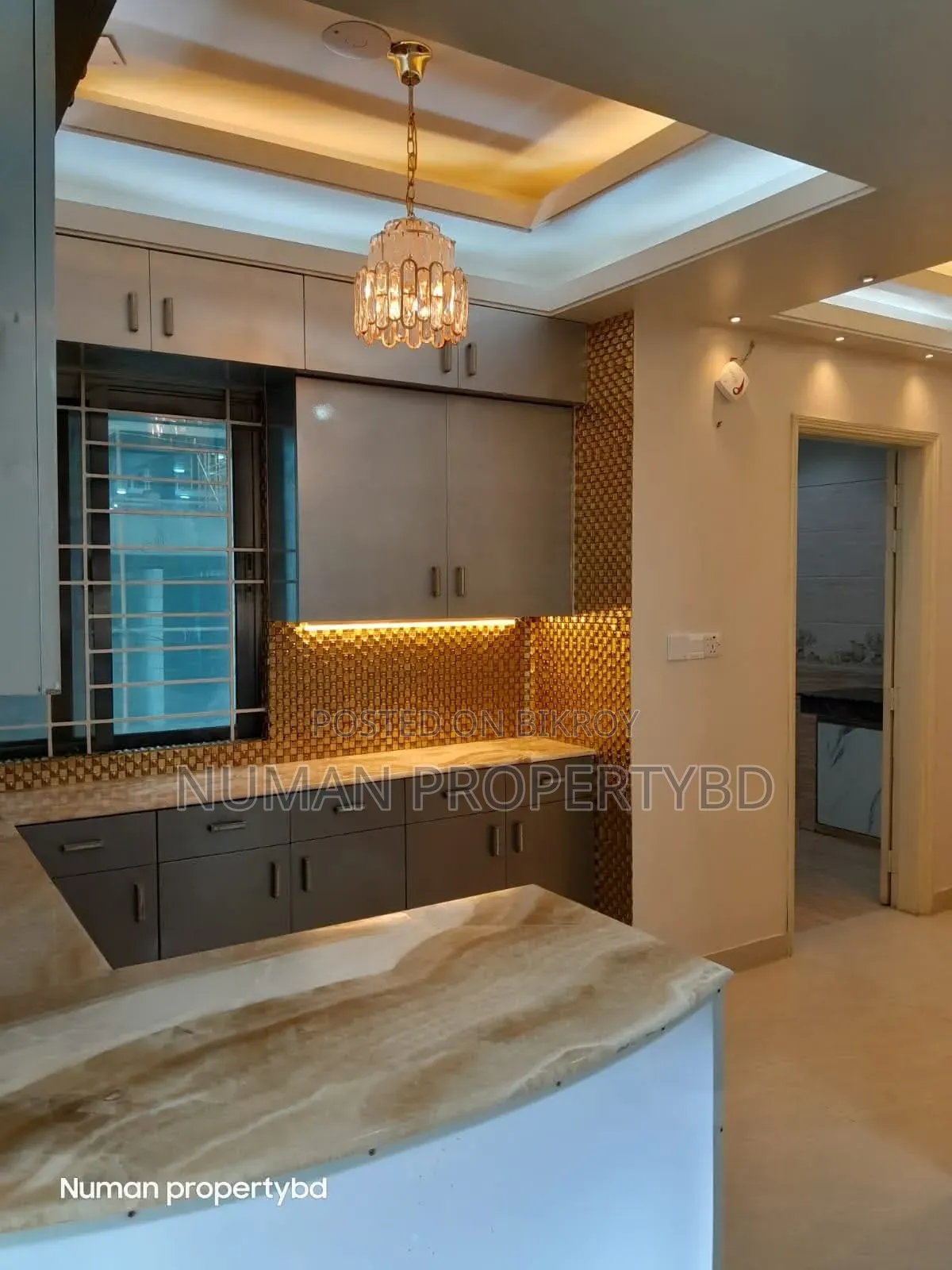 4-bedroom Apartment in Numan Property Bd, Basundhara for Rent