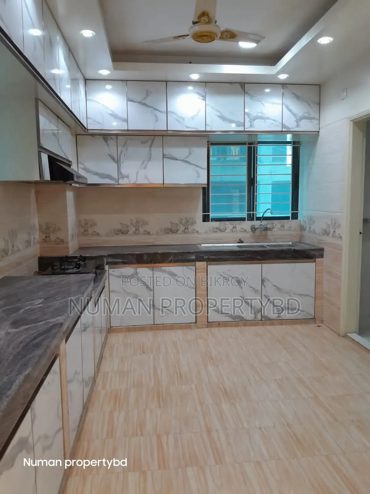 4-bedroom Apartment in Numan Property Bd, Basundhara for Rent