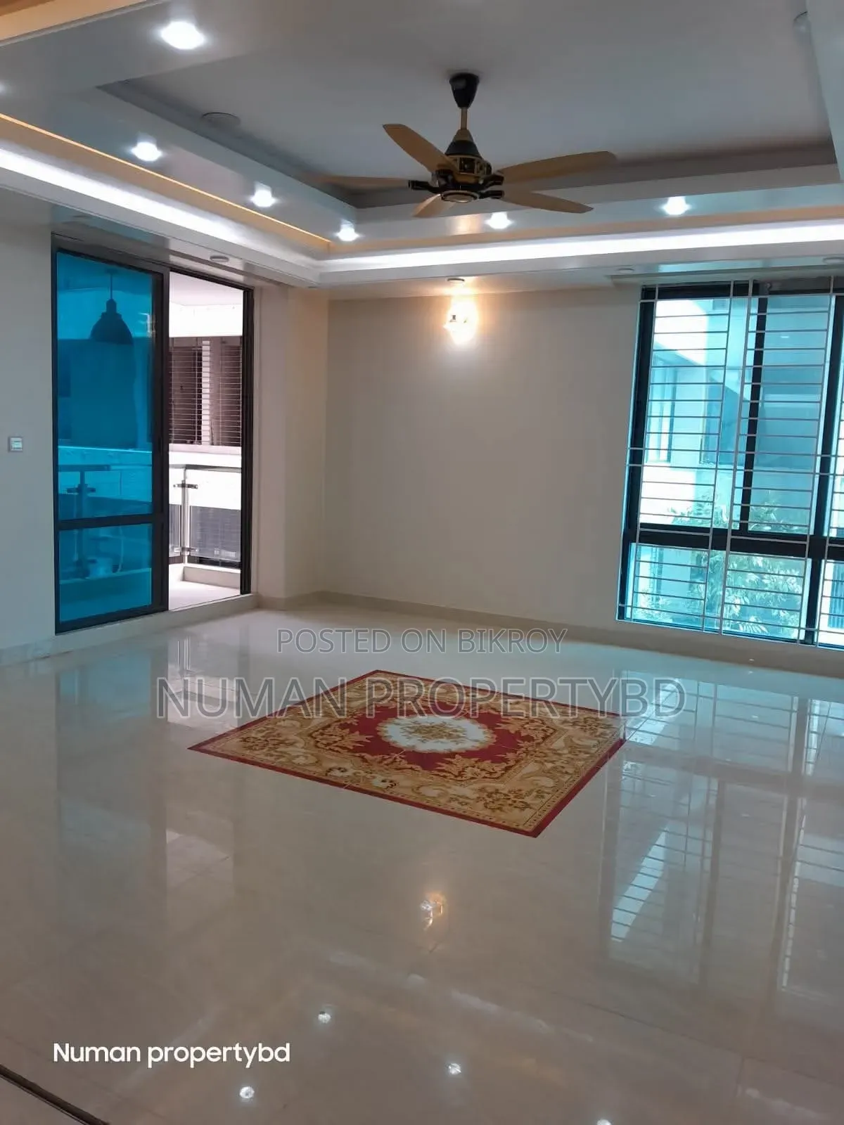 4-bedroom Apartment in Numan Property Bd, Basundhara for Rent