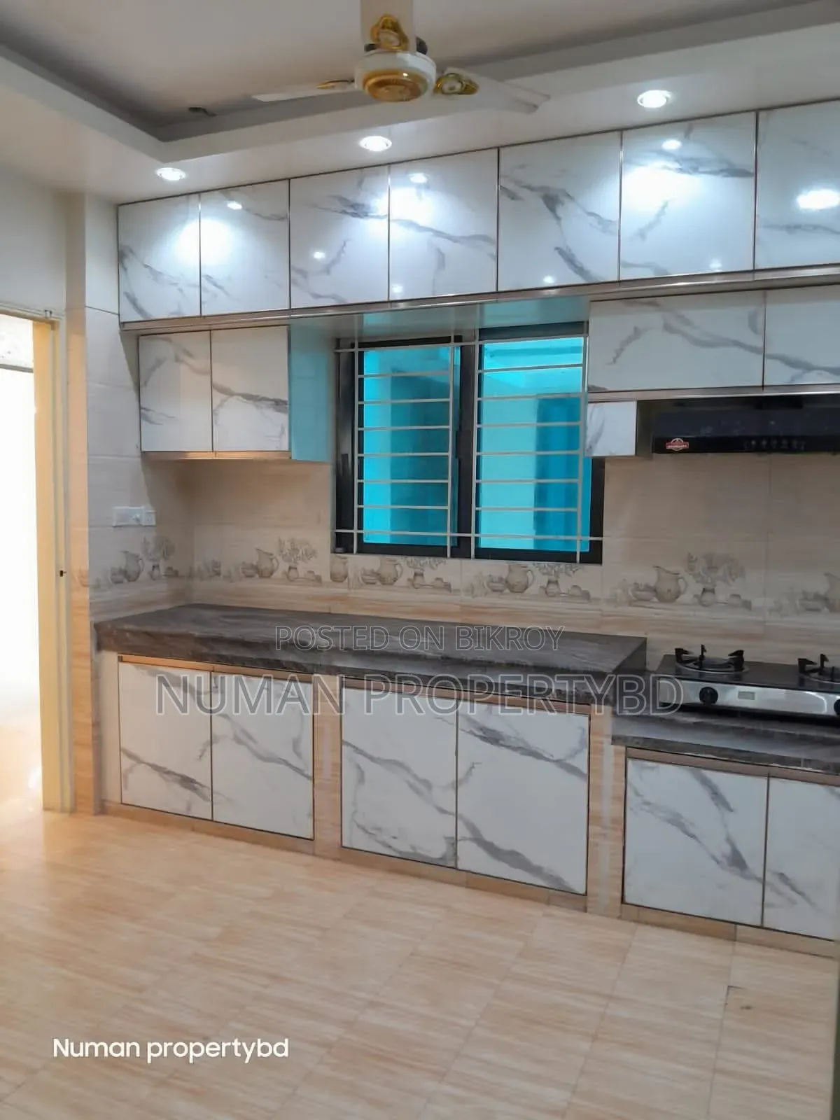 4-bedroom Apartment in Numan Property Bd, Basundhara for Rent