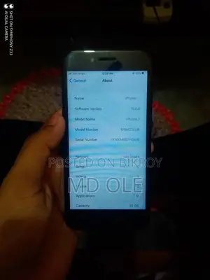 Apple iPhone 7 32 GB Black