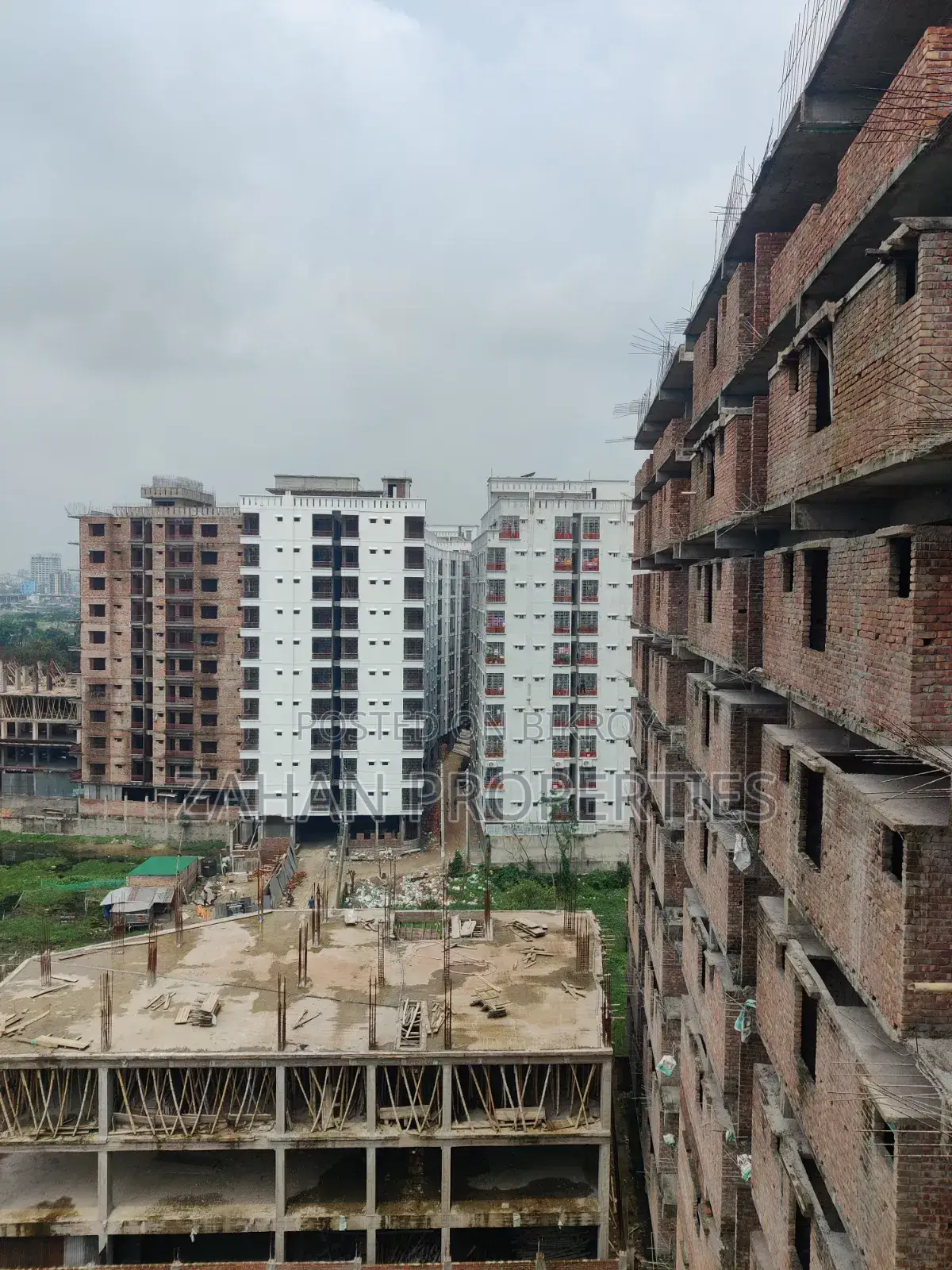 Bashundhara L Block 03+03= 06 Katha Plot Sale