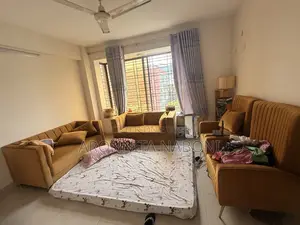 Six Pieces Sofa Set