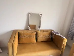 Six Pieces Sofa Set