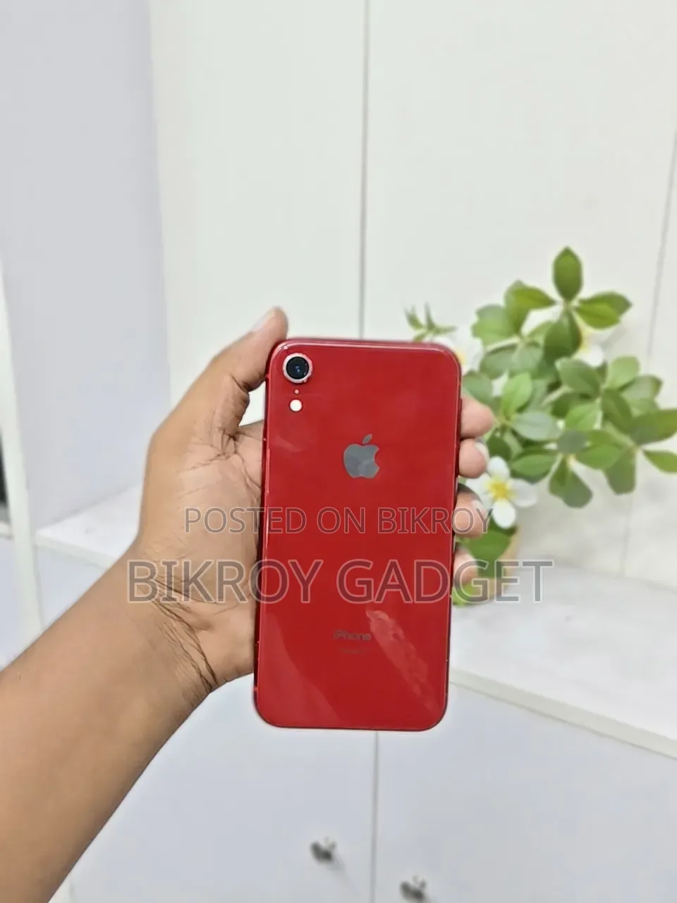 Apple iPhone XR 64 GB Red