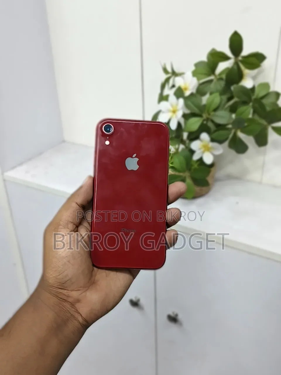 Apple iPhone XR 64 GB Red