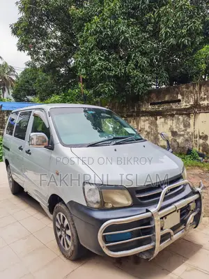 Toyota Noah 2.0 Front Wheel Drive (8 Seater) 2006 Gray