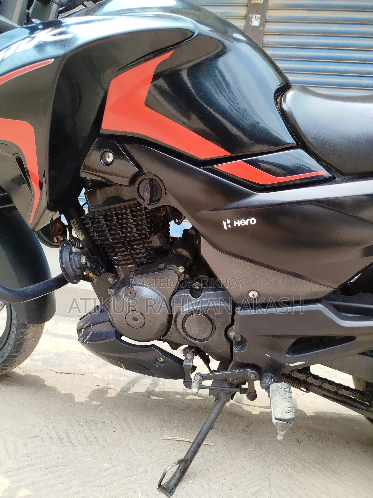 Hero Hunk 2022 Black