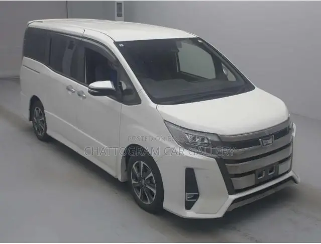 Toyota Noah 2.0 Front-Wheel Drive (7 Seater) 2021 Pearl