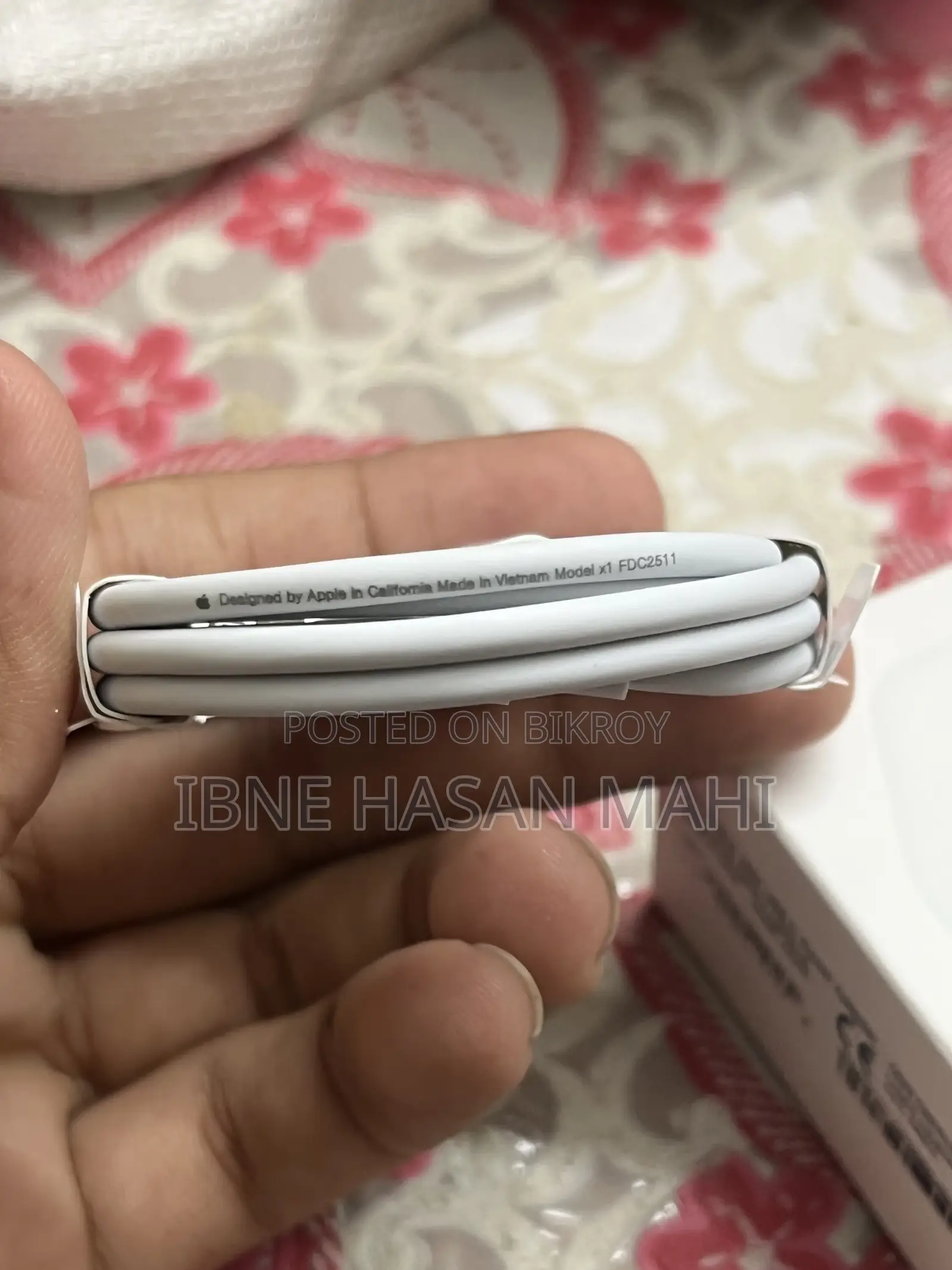 অ্যাপল অরিজিনাল ২০ ওয়াট অ্যাডাপ্টার ক্যাবল
