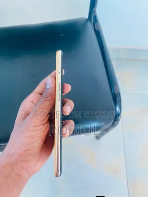 Oppo Reno 8T 128 GB Yellow