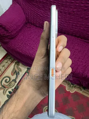 Infinix Hot 70 128 GB Orange