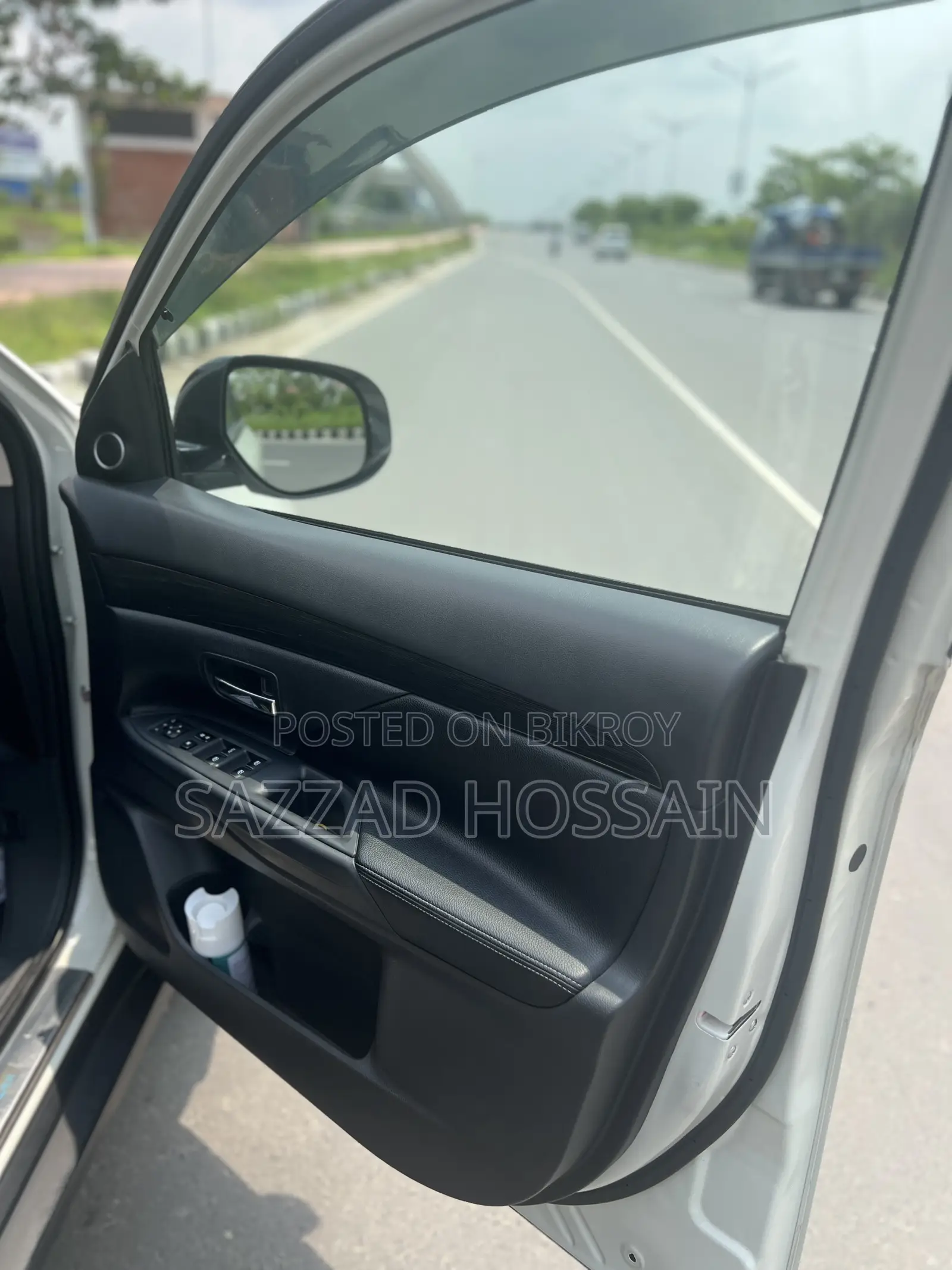 Mitsubishi Outlander 2021 Pearl