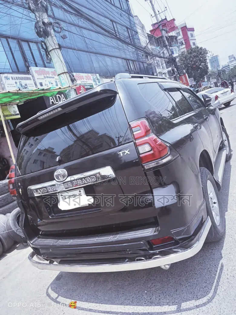 Toyota Land Cruiser Prado 2013 Black