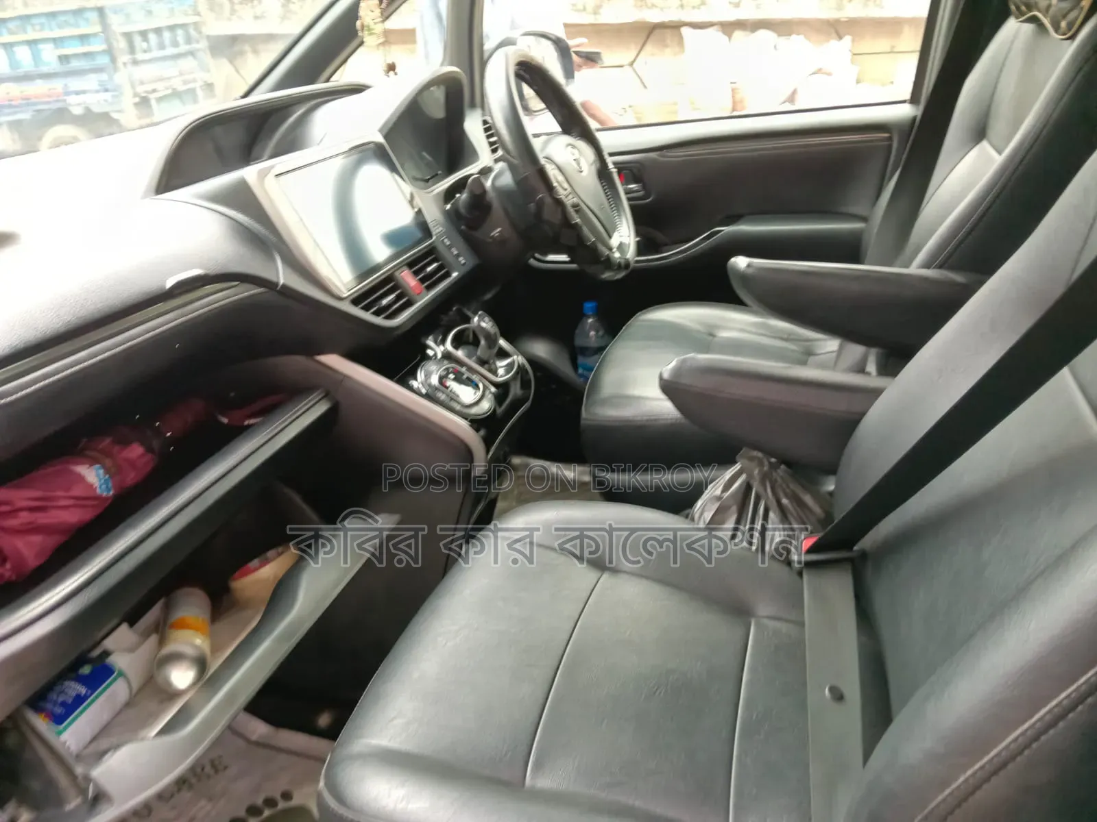 Toyota Esquire 2017 Black