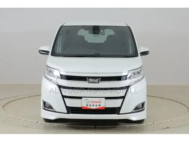 Toyota Noah 2021 Pearl