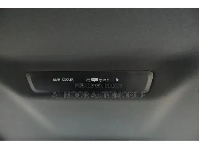 Toyota Noah 2021 Pearl