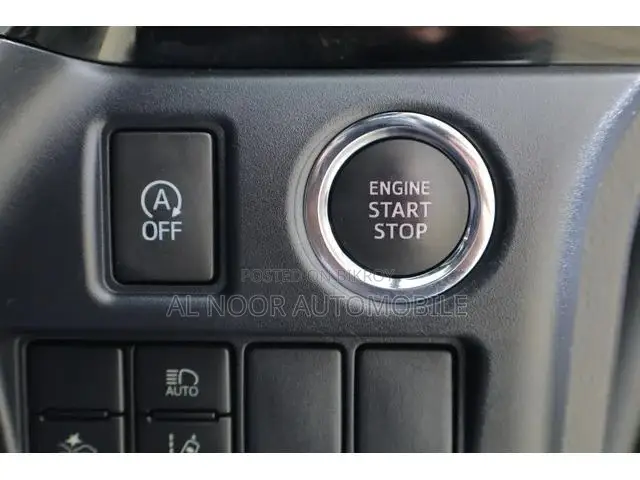 Toyota Noah 2021 Pearl