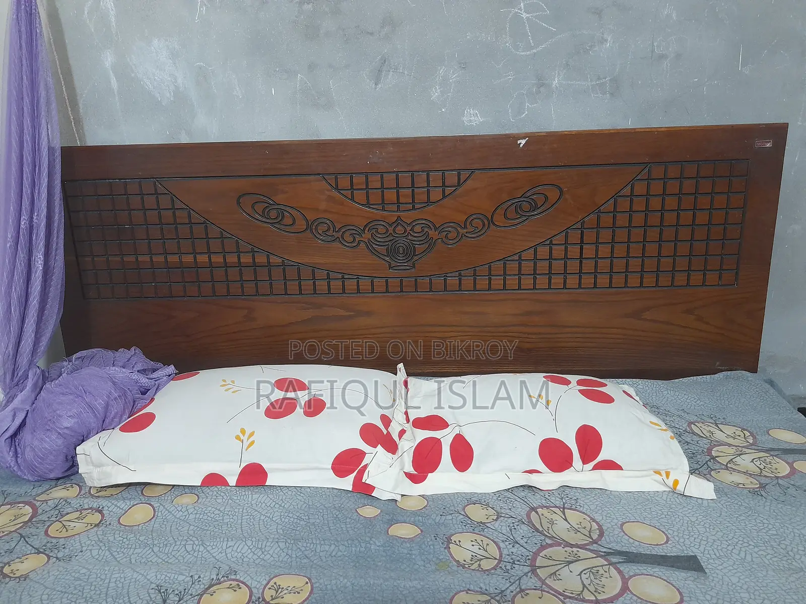 Attractive Design Foreign Imported Board Made Bed