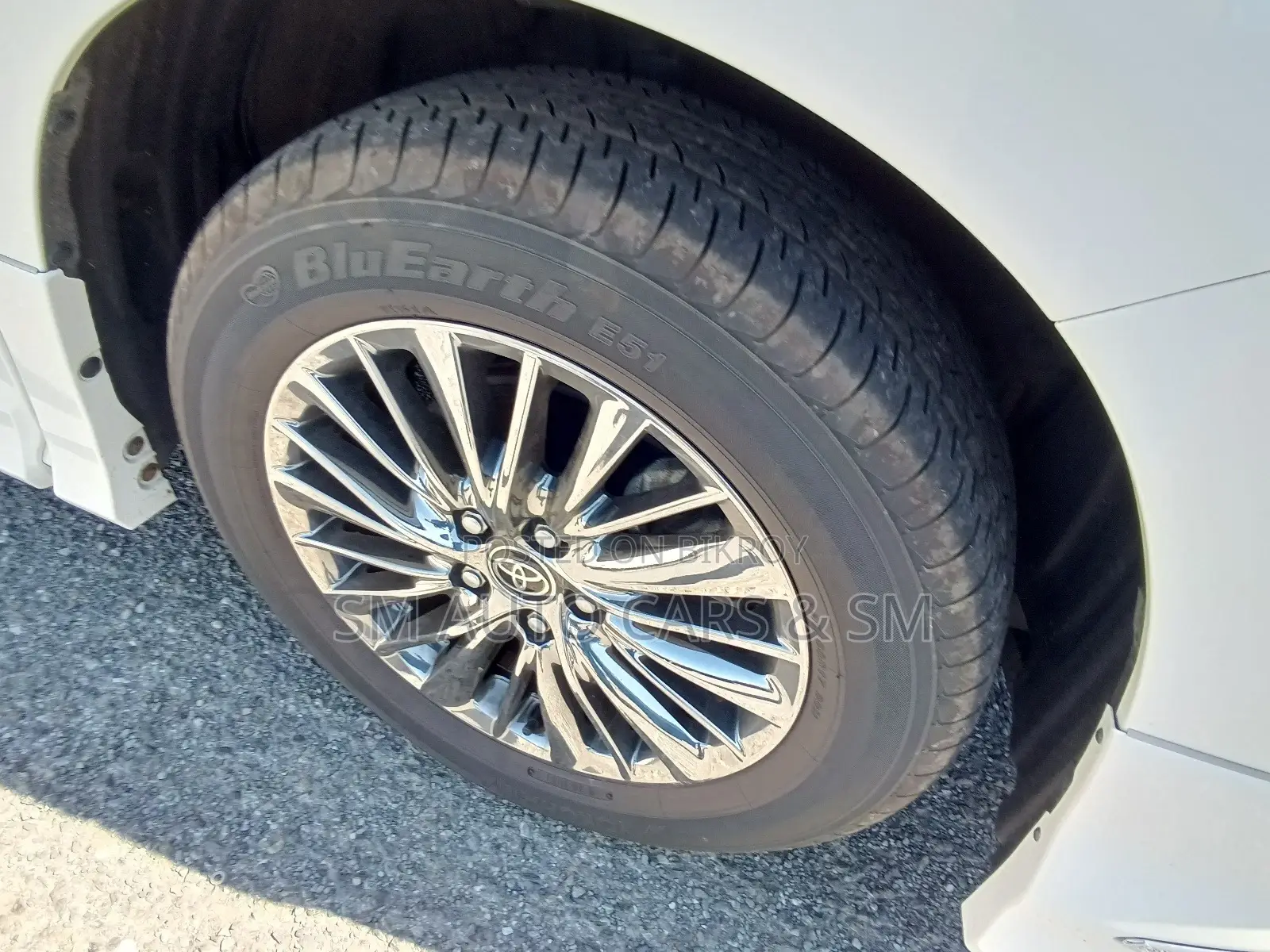 Toyota Alphard 2.5 Hybrid AWD 2023 Pearl