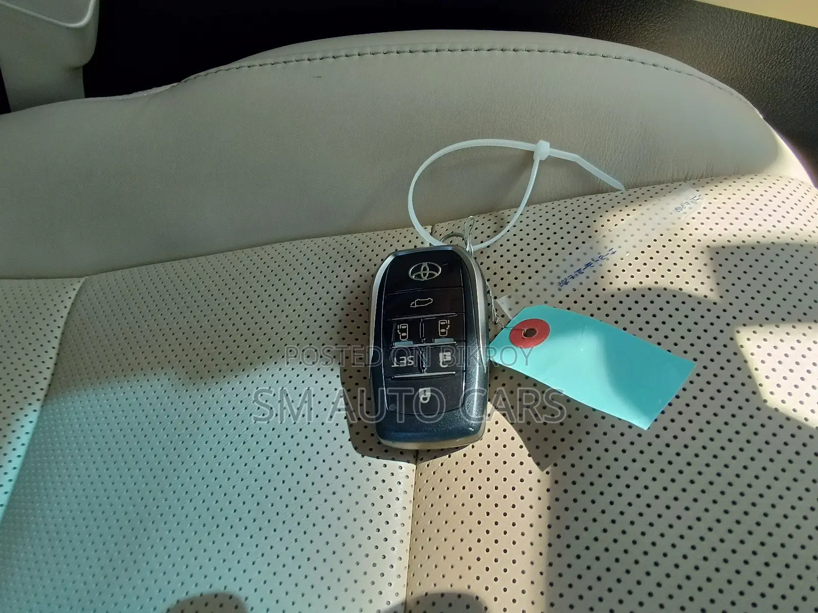 Toyota Alphard 2.5 Hybrid AWD 2023 Pearl