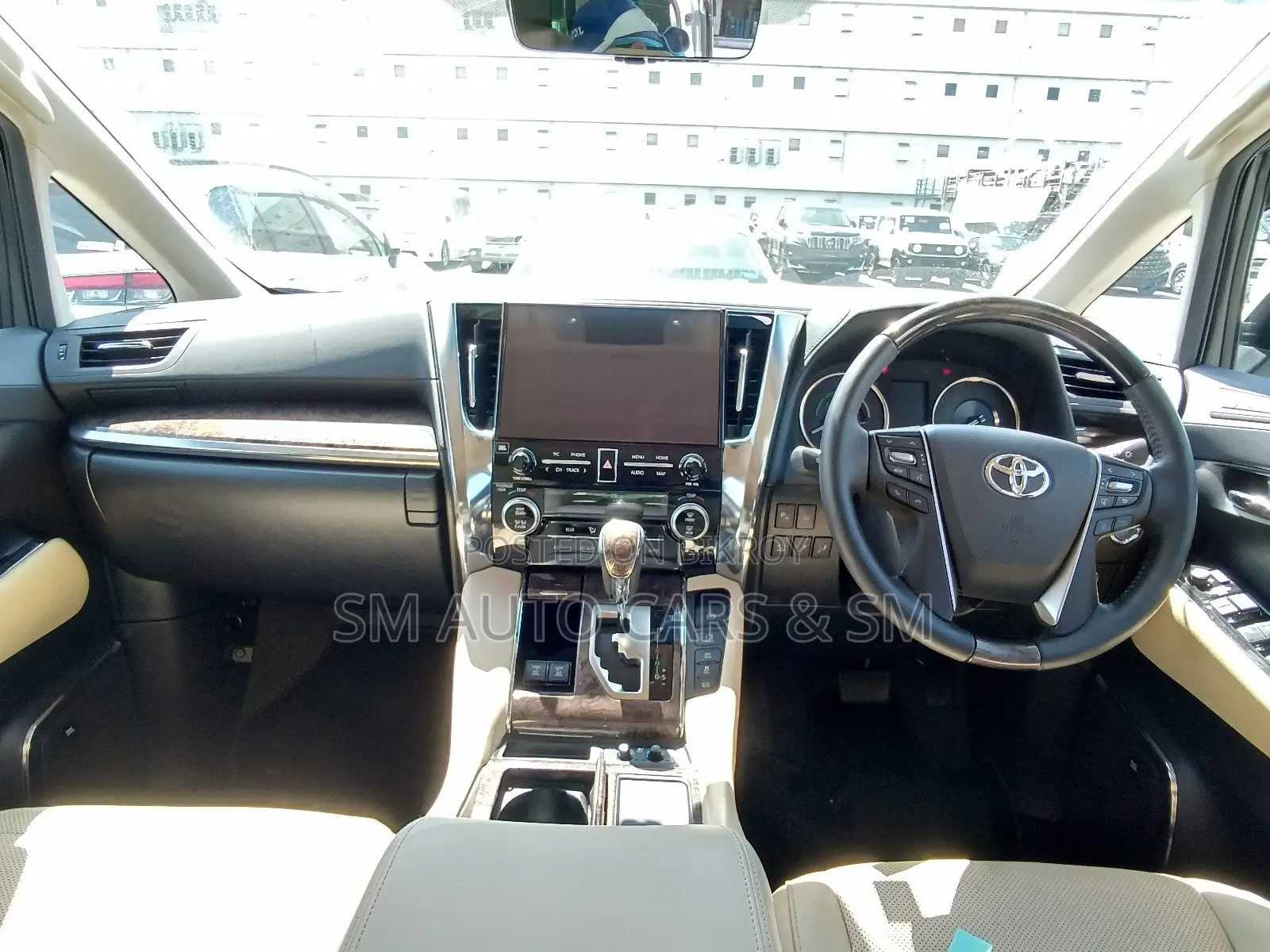 Toyota Alphard 2.5 Hybrid AWD 2023 Pearl