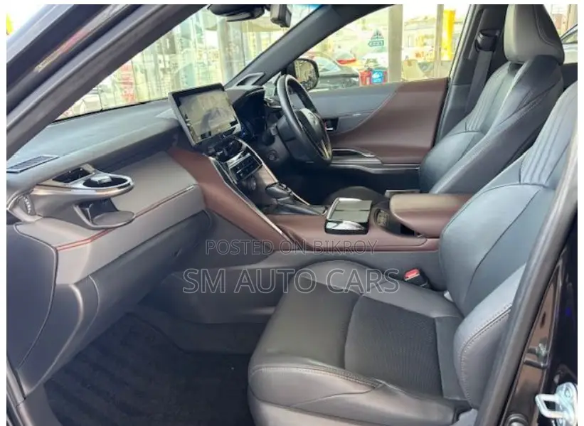 Toyota Harrier 2.5 Hybrid 2021 Black