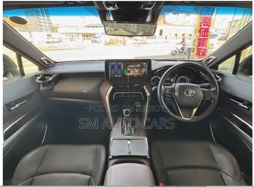 Toyota Harrier 2.5 Hybrid 2021 Black