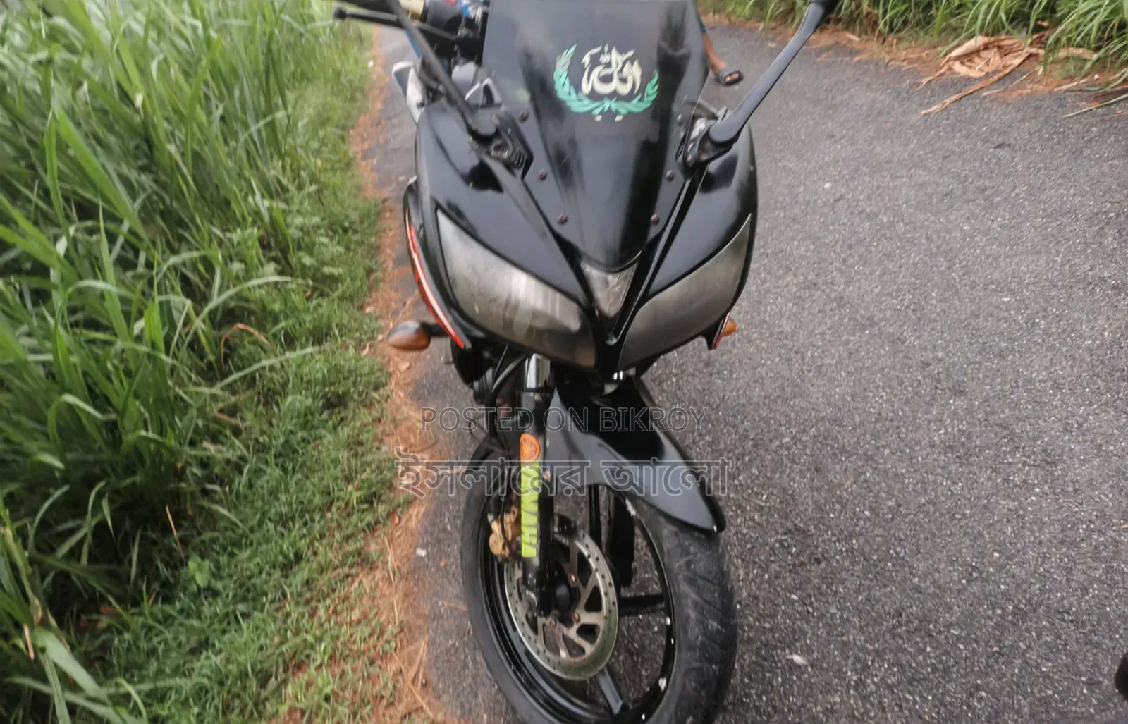 ইয়ামাহা এফজেড ২০১০ কালো