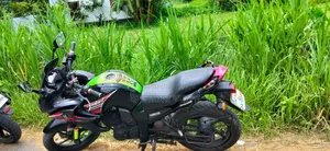 ইয়ামাহা এফজেড ২০১০ কালো