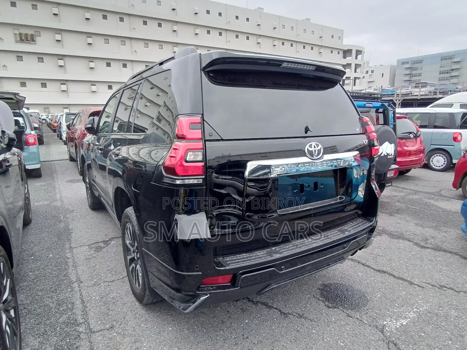 Toyota Land Cruiser Prado 2.7 2023 Black