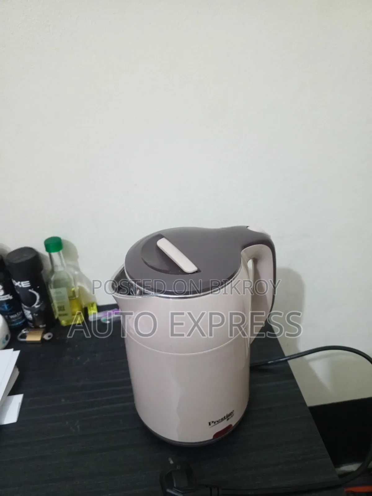 Almost New Electric Kettle