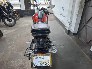 TVS Raider 125 2022 Red