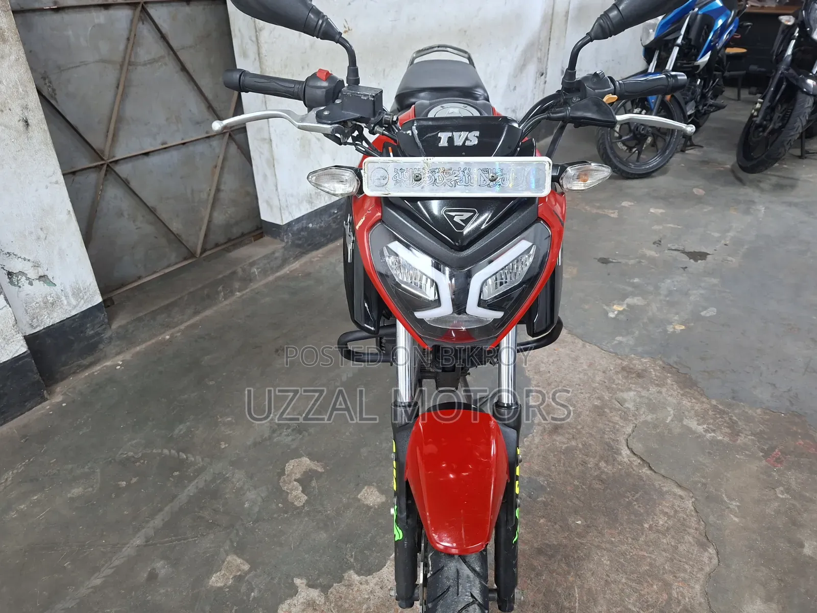 TVS Raider 125 2022 Red